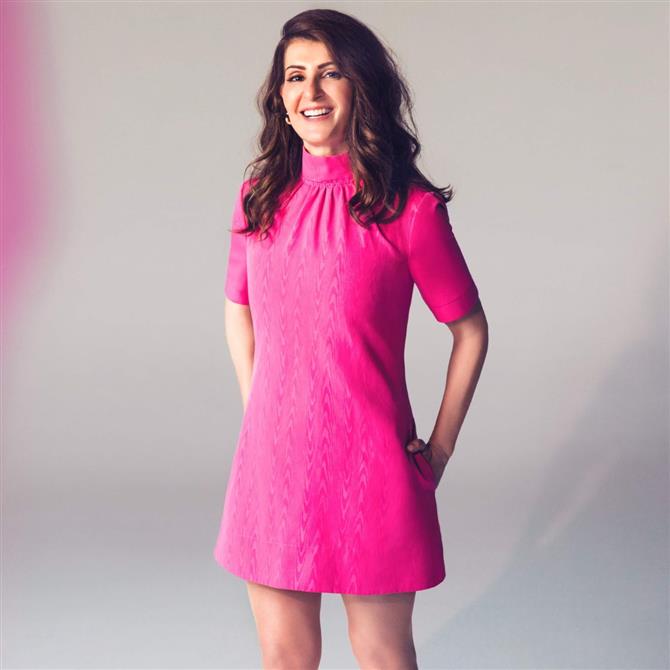 Η Νία Βαρντάλος έρχεται στην Ελλάδα και ανεβαίνει στο θεατρικό σανίδι!